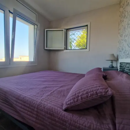 Apartment Benedicte Roses